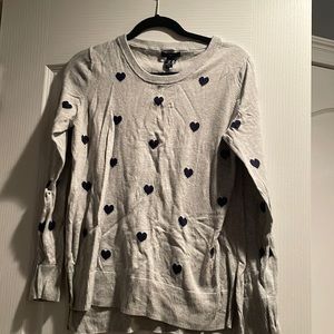 Gap grey sweater with hearts M